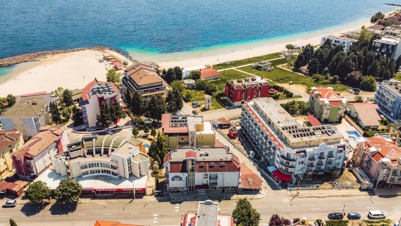 Hotel Dolphin Ravda Exterior photo